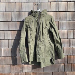 Army green Lululemon athletic rain jacket